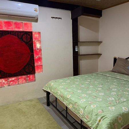 Albergue Cozy Nest Cnx Chiang Mai Exterior foto